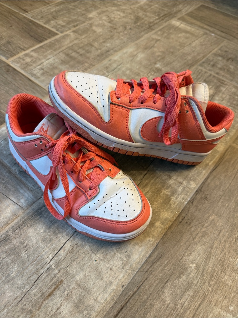 Nike Dunk Low Womens Size 6.5 Light Wild Mango/White Athletic Leather Sneakers